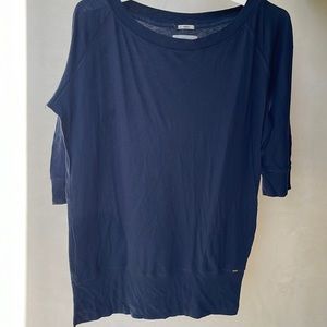 Ruehl navy women’s shirt